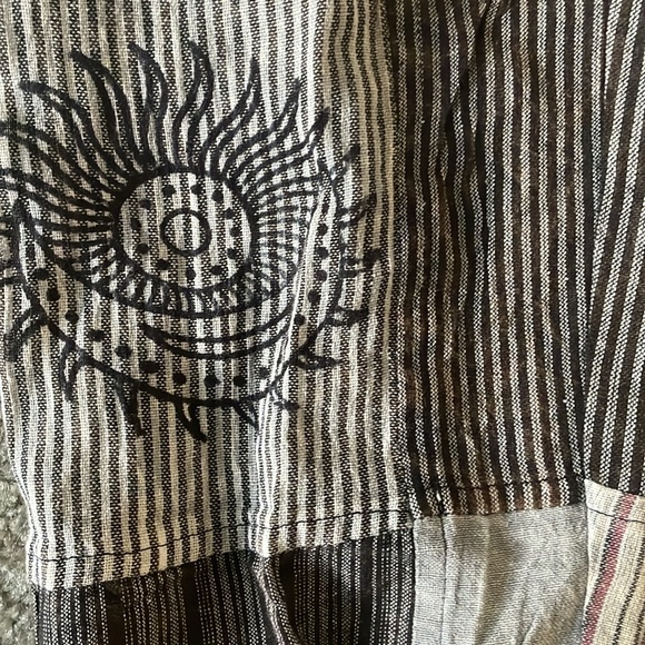 Gray patchwork pants - Picture 3 of 6